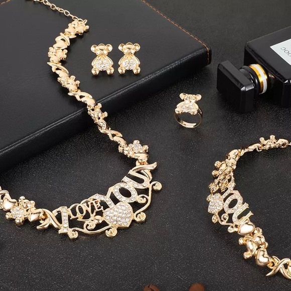 XOXO Necklace Set - Picture 4 of 4